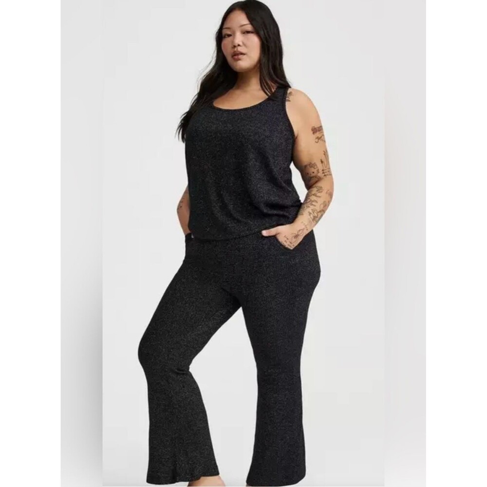 NWT! Black and Silver Sparkly Pants, soooo soft and comfy, Torrid Size 0